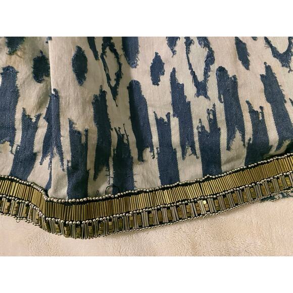 Dolce Vita Skirt with intricate gold beading. Size Medium. - Picture 3 of 4